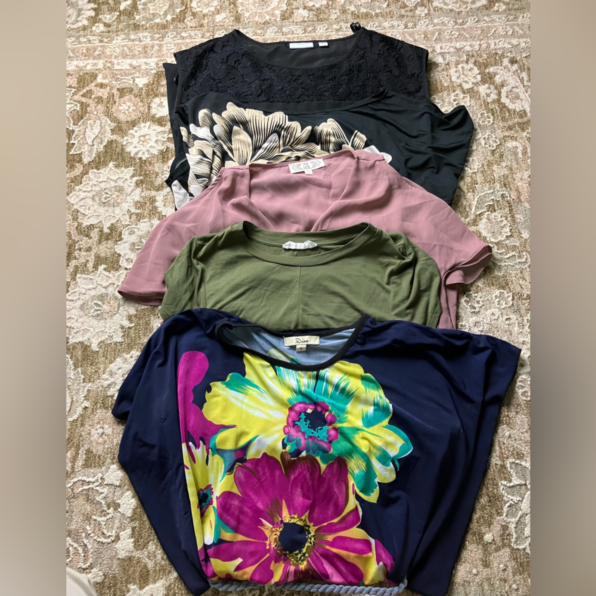 Bundle Of Floral And Solid Women's Tops